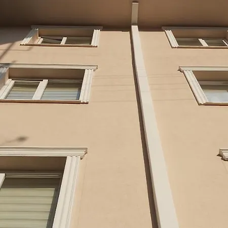 Homes شقة